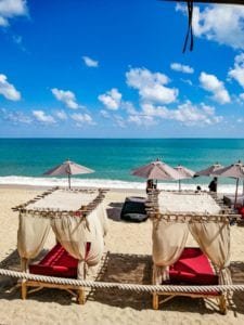 Lits de plage a Lamai Beach La Bohemia