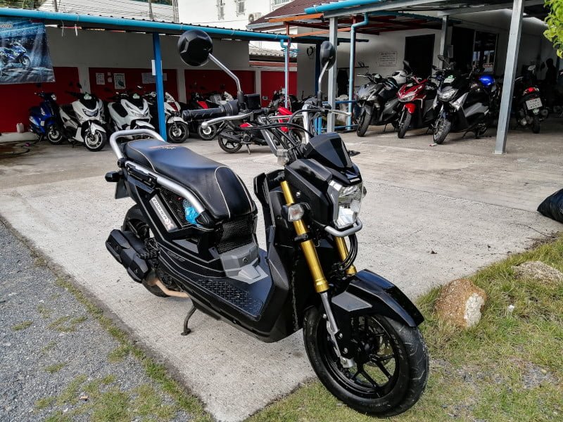 Location scooter a Koh Samui