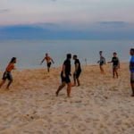 Beach Rugby sur Lamai Beach a Koh Samui, devant la Bohemia Beach Lounge.