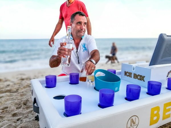 Christophe Thiollet sur la Plage de la Bohemia Beach Lounge a Koh Samui