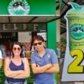Diamond Tea Panchonpanith Thailande avec Eric et Lydie lesclients et Diamond le propriétaire