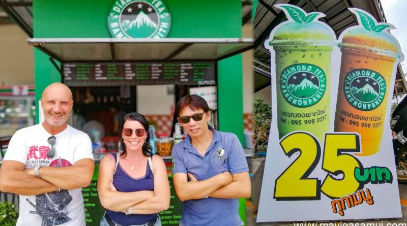 Diamond Tea Panchonpanith Thailande avec Eric et Lydie lesclients et Diamond le propriétaire
