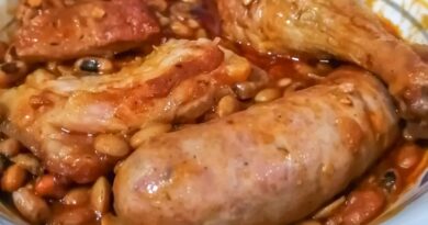 Cassoulet Royal à l’emporter du Petit Gourmand Cassoulet Royal che Le Petit Gourmand Samui à Lamai