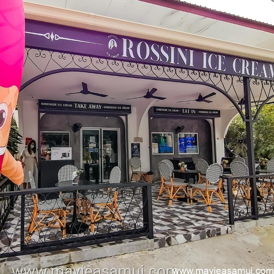La terrasse et la fabrique Rossini Ice Cream a Lamai sur l'ile de Koh Samui en Thailande.