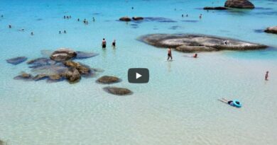 ebcam Crystal Bay. Consultez en direct live la plage Silver Beach de Crystal Bay, à l’entrée de Lamai (Koh Samui, Thaïlande).