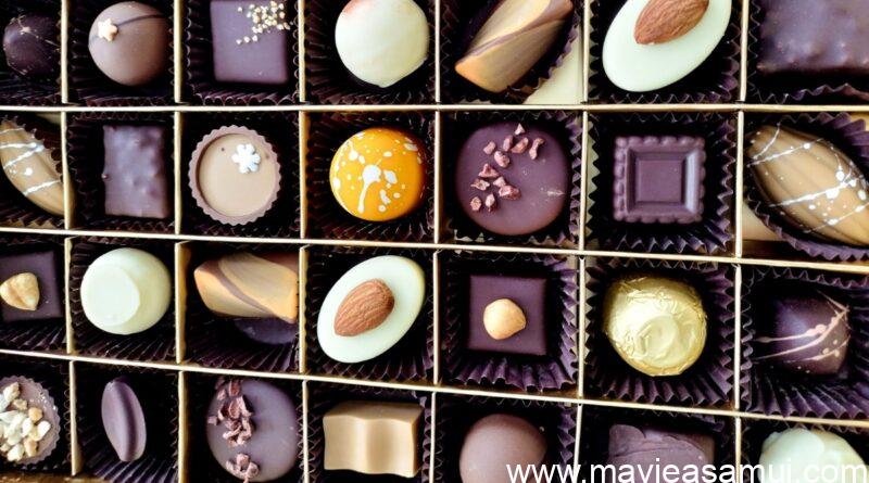 Boite de 35 pralines belges (Chocolats) by Rossini Ice Cream, Lamai, Koh Samui, Thaïlande.