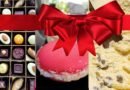 Desserts de Noel Rossini a Koh Samui avec des glaces de Noel, des macarons glaces et des boites de chocolats belges.