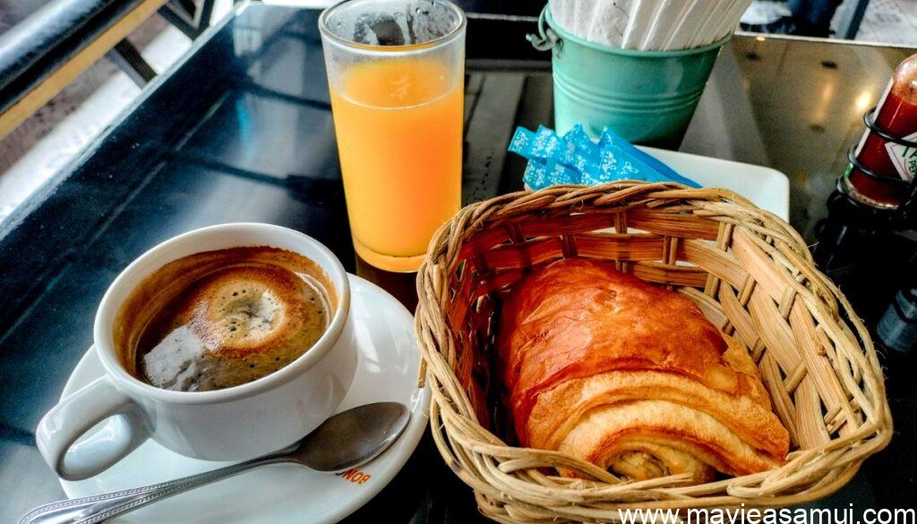 Bon Plan Petit-Déjeuner Boulanger à 100฿ (~ 2.70€)