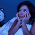 Séance pour soigner les insomnies et les troubles du sommeil à Koh Samui et par vidéo.