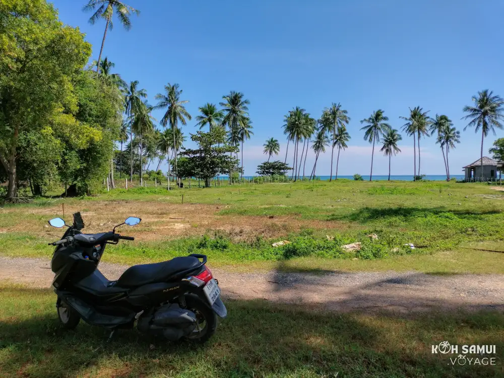 Terrain en bord de plage a Koh Samui ppur un projet de villas a vendre avec SLP agence immobilière. Immobilier Thaïlande.